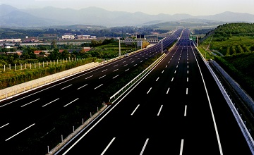 沈阳至大连高速公路